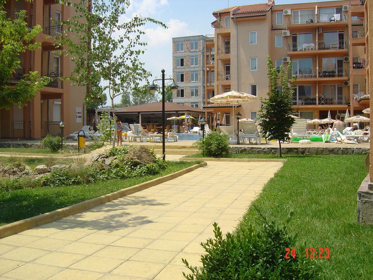 Casa Brava 2 Apartments Sveti Vlas Extérieur photo