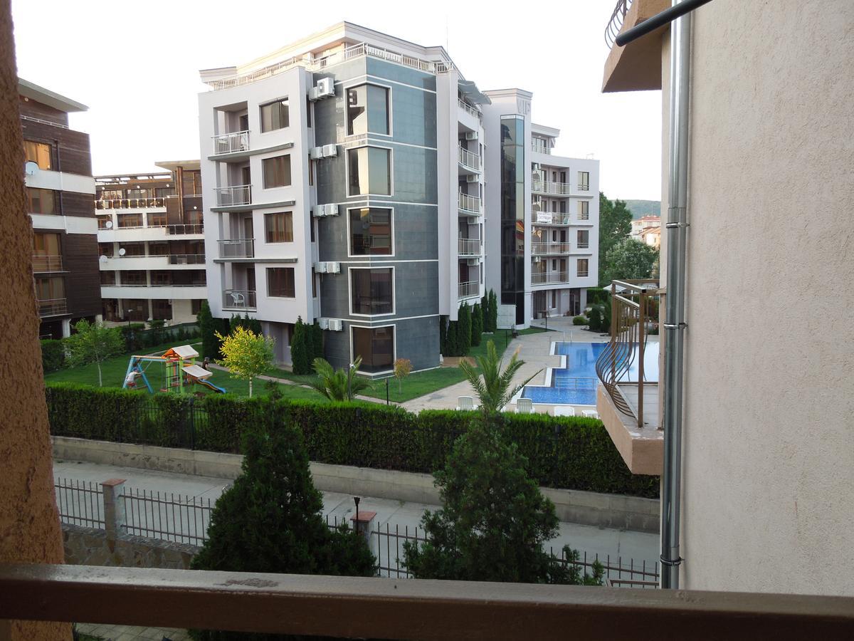 Casa Brava 2 Apartments Sveti Vlas Extérieur photo