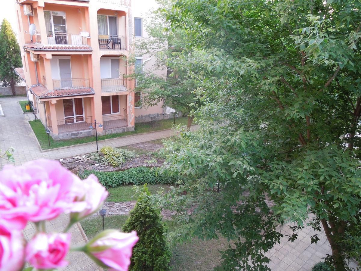 Casa Brava 2 Apartments Sveti Vlas Extérieur photo